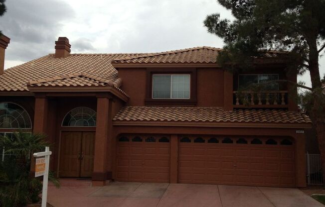FREE RENT - Green Valley Area - 5 Bed / 3 Bath - Golf Course Views