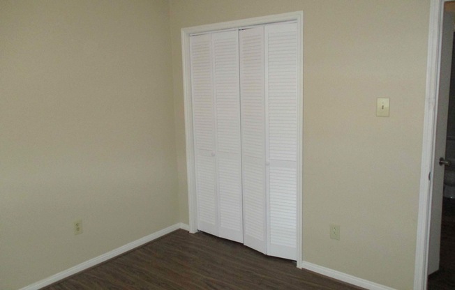 3 beds, 2.5 baths, $1,750