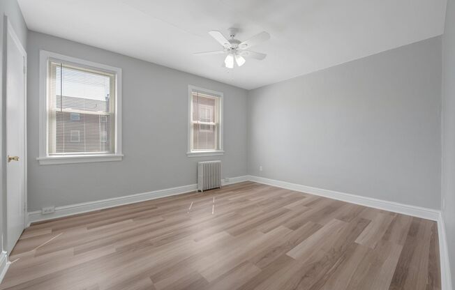 3 beds, 1 bath, 950 sqft, $1,295, Unit 619 Southcrest Drive #18