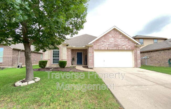 7404 GAIRLOCK DR