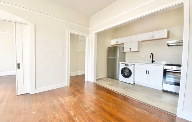 1 bed, 1 bath, 500 sqft, $1,695, Unit 304