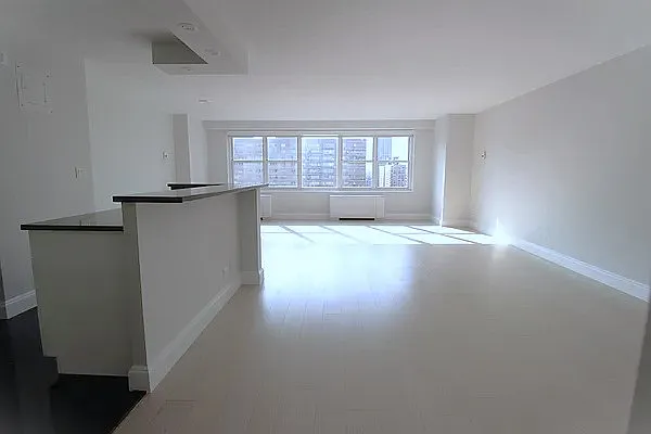 Studio, 1 bath, $9,995, Unit 25D