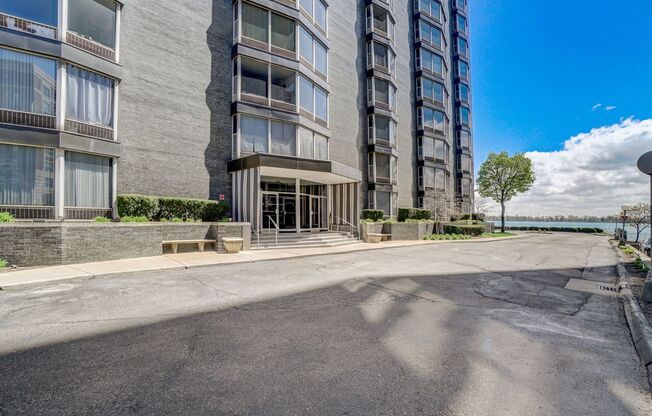 Jefferson waterfront condo