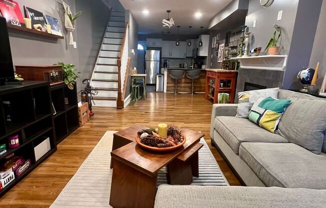 Stunning 2-Bedroom Townhome with Finished Basement in Point Breeze! Available NOW!