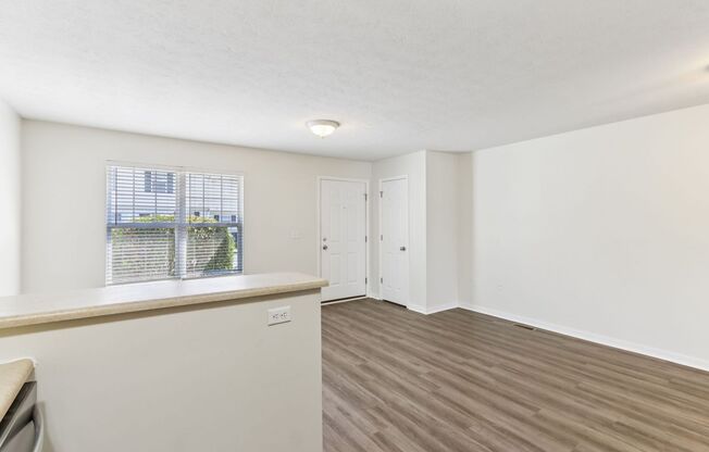 1 bed, 1 bath, 850 sqft, $1,575