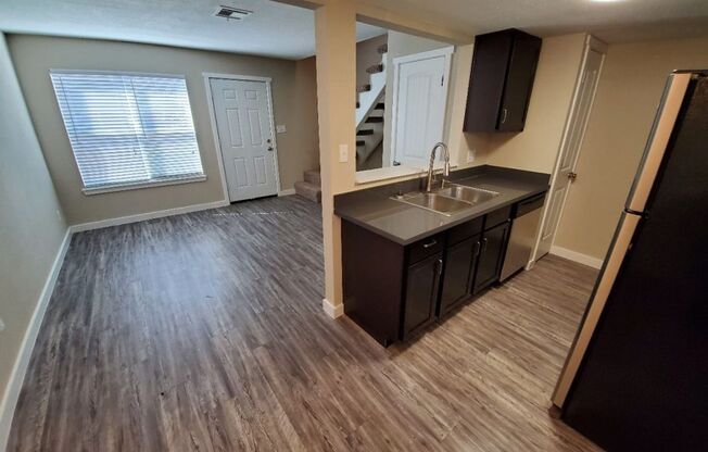 1 bed, 1 bath, 800 sqft, $825, Unit 1841