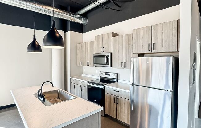 2 beds, 2 baths, 1,339 sqft, $1,940, Unit 124