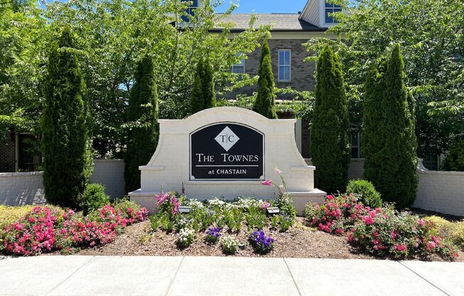 4353 PARKSIDE PL