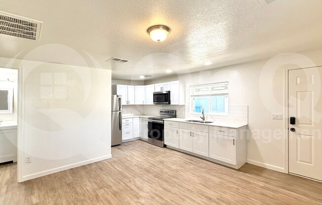 231 S 1 ST