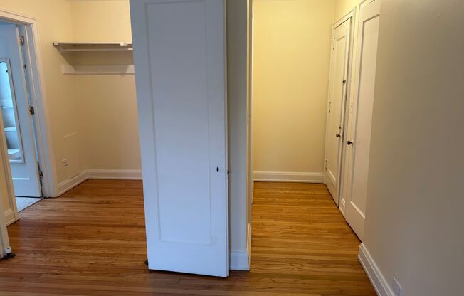 Studio, 1 bath, 301 sqft, $1,425, Unit Wellington 209