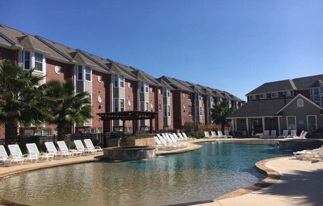 3 bed 3 bath Condo at Lakeridge