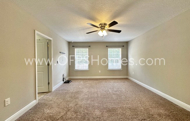 3 beds, 2 baths, $1,900