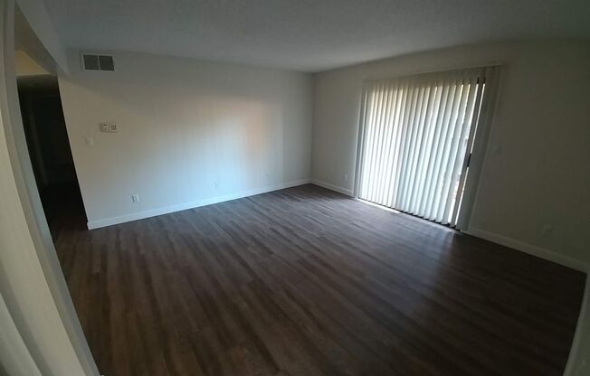 2 beds, 1 bath, 900 sqft, $1,600, Unit 1720-108