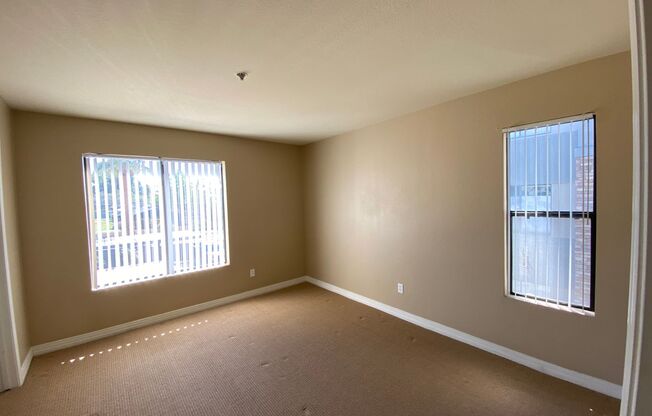 2 beds, 2 baths, $1,395, Unit APARTMENT 222