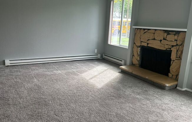 2 beds, 1 bath, 850 sqft, $1,550, Unit 1107 L7