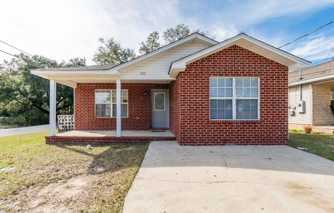 Stylish 4 Bedroom in Pensacola