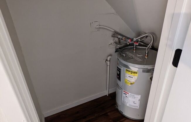 2 beds, 1.5 baths, 900 sqft, $1,425, Unit 7873