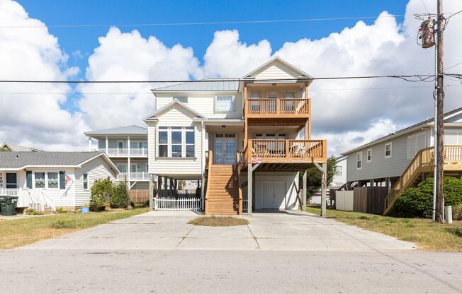 Gorgeous 4 Bedroom Beach House in Surf City!