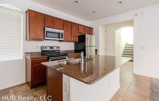 1412 S Ponderosa Dr