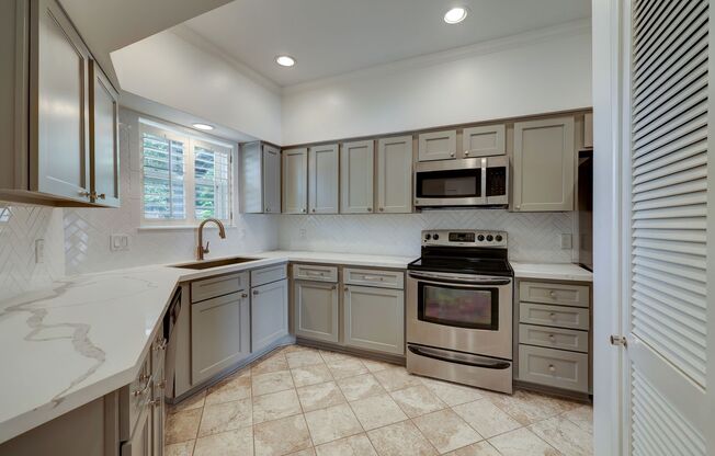Heart of the Galleria Home for Lease! Move-in Ready
