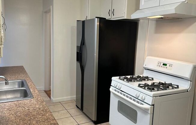 1 bed, 1 bath, 620 sqft, $1,995