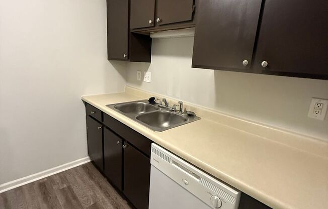 1 bed, 1 bath, 646 sqft, $785, Unit 358C