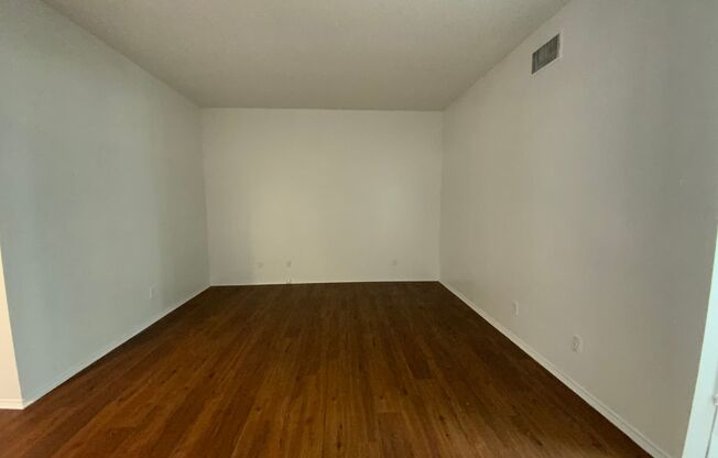 2 beds, 2 baths, 989 sqft, $1,715, Unit 11610A