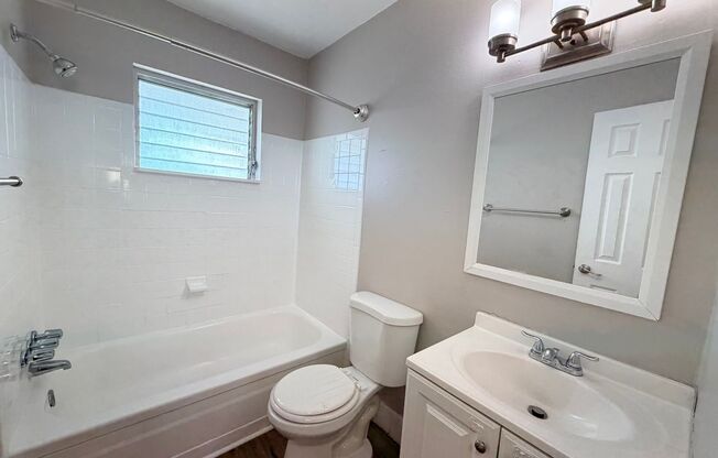 1 bed, 1 bath, 560 sqft, $1,150, Unit 205