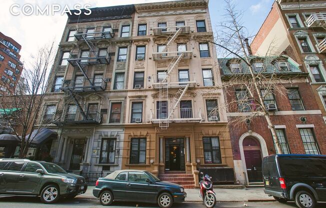 126 E 83 ST