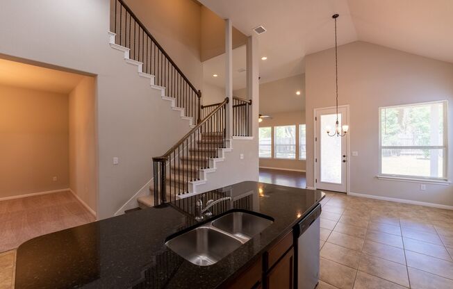 Stunning Cedar Park Gem with Modern Amenities – Act Fast