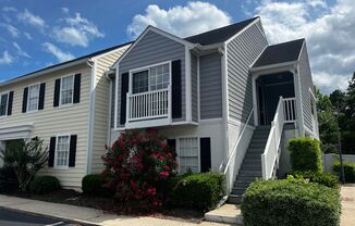 Totally Renovated and a Walk to the Beach!