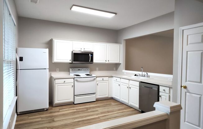 Move-in Ready Townhome located in the Beverly Crest Community!