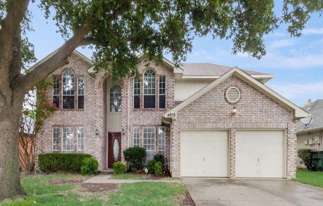 Luxurious Family Home in Prime Plano West Location with Pool & Spa