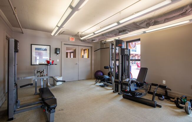 1 bed, 1 bath, $2,450, Unit (#1017)
