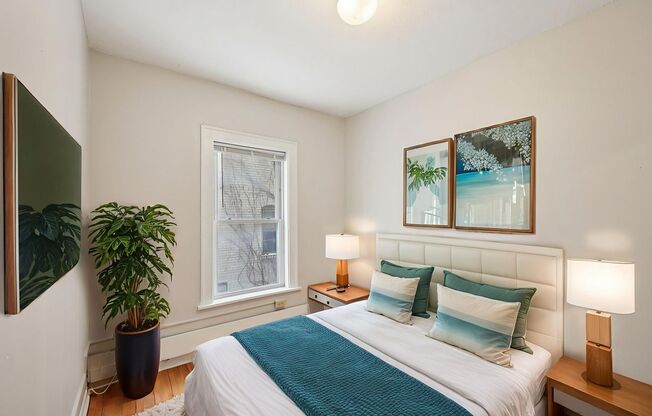 2 beds, 1 bath, 720 sqft, $1,395, Unit 102