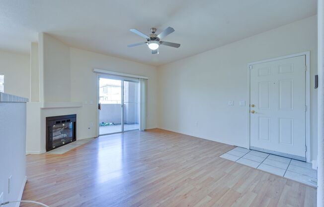 SE!!! Gated!! 2 Bedroom 1st Floor with Balcony!! Community Pool, Spa, Clubhouse!!! Fitness Room!! No Carpet!!