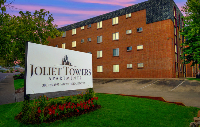 Joliet Towers