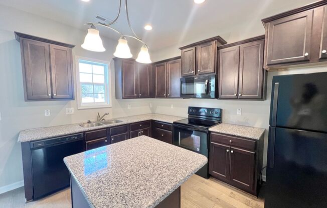 **OFFERING REFUNDABLE APPLICATION FEES** Lovely 4BD, 2.5BA Clayton Home with Easy Access to Shopping, Dining, and Highways