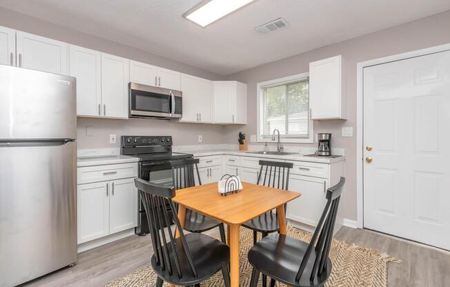 Community Amenities | Mirabeau Apartments in Huntsville, AL