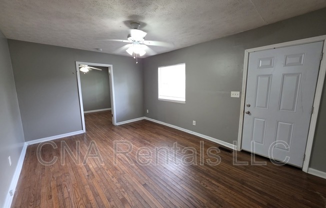 112 E ACRES DR SE