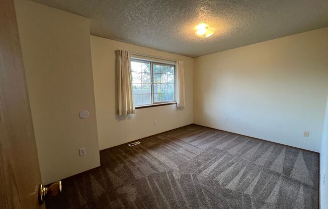 2 beds, 2.5 baths, 1,090 sqft, $1,825, Unit 128