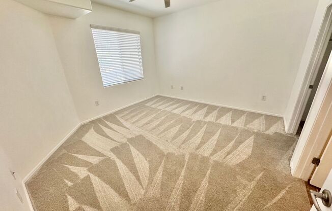 1 bed, 1 bath, $1,400, Unit # 1055