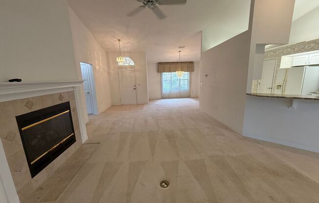 Charming 3-Bedroom Home in Broadmoor – Move-In Ready!