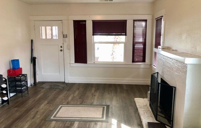 Charming 3 Bed / 2 Bath Home in the Tower District