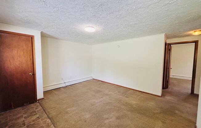 021PB - 208 Broce Drive M