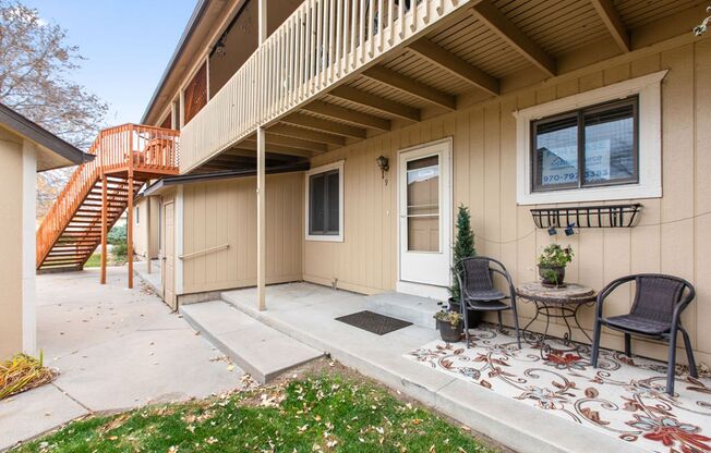 Charming 2-Bedroom Condo with Private Patio and Garage!