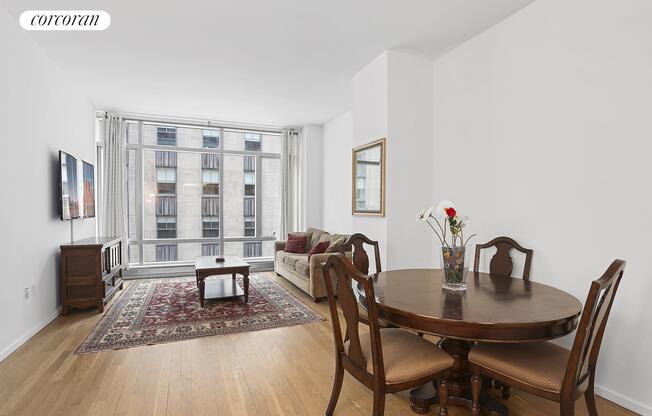 1 bed, 1.5 baths, 948 sqft, $5,850, Unit 5B