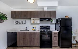 Studio, 1 bath, 350 sqft, $1,225, Unit 407