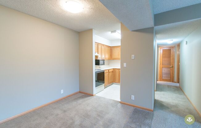 1 bed, 1 bath, 850 sqft, $925, Unit C-71