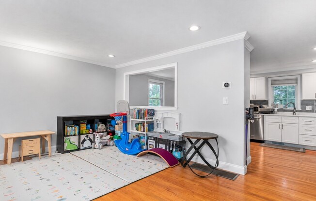 111 MARIVISTA AVE